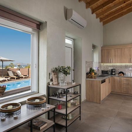 Villa Roxanne Galatás Exteriér fotografie