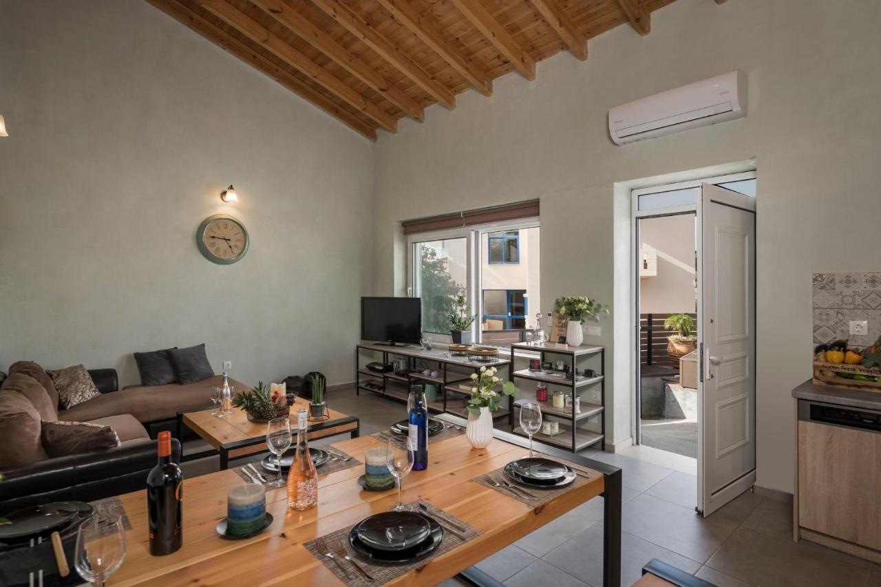 Villa Roxanne Galatás Exteriér fotografie