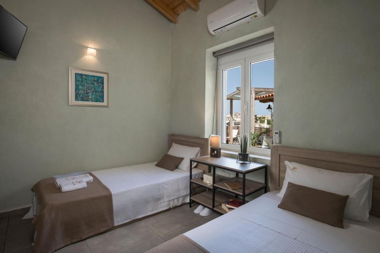 Villa Roxanne Galatás Exteriér fotografie