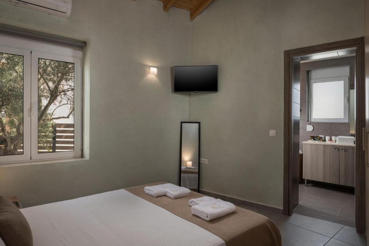Villa Roxanne Galatás Exteriér fotografie